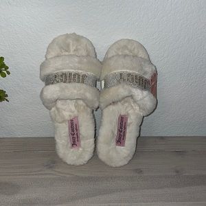 Juicy Couture Slippers